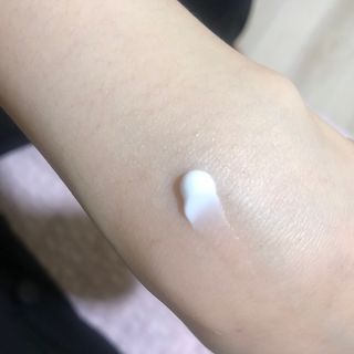 러브모아 향수 고체향수 승무원 고체향수 바르는 향수 니치향수 도손 우드세이지 앤 씨솔트 — 3.5점을 준 리뷰어가 2022년 10월 올린 사용 사진
