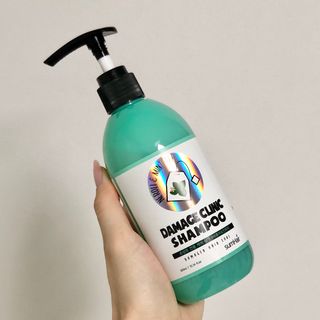 썸헤어 / SUMHAIR 썸헤어 데미지 클리닉 샴푸+트리트먼트 네롤리&민트티 — 4점을 준 리뷰어가 2021년 7월 올린 사용 사진