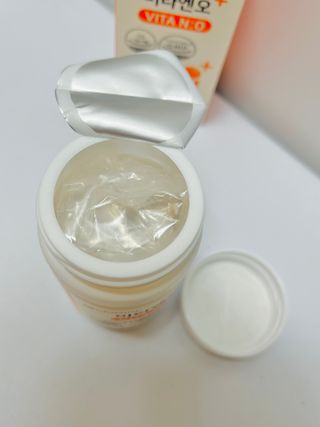 프리마인 성큼다가온 봄, 이너뷰티를 챙겨야 피부도 화사하게, 컨디션도 활기차게. 흡수율을 높인 고효율 비타민. — 4.5점을 준 리뷰어가 2023년 4월 올린 사용 사진