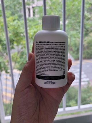 [HUREX] 휴렉스 볼류마이징 탈모완화 기능성 샴푸 150ml x 2개 — 5점을 준 리뷰어가 2021년 9월 올린 사용 사진