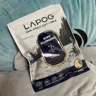 [푸디웜] 라포그 리얼인섹트 소프트키블 스킨 1KG — 4.5점을 준 리뷰어가 2022년 9월 올린 사용 사진