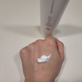 지지지 클린 퍼펙트 클렌징폼 120g — 5점을 준 리뷰어가 2022년 2월 올린 사용 사진