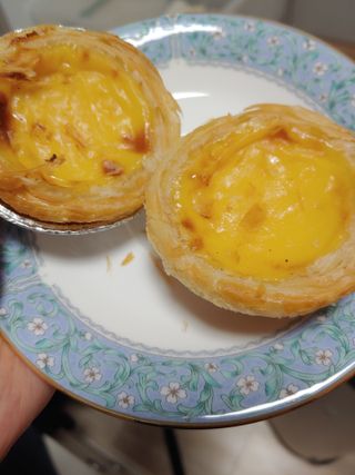 디앙뜨 포르투갈 에그타르트 오리지널 맛+패션후르츠+초콜릿타르트 맛 중 택1 — 5점을 준 리뷰어가 2021년 7월 올린 사용 사진