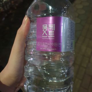 몽베스트 MONTBEST 1L 12입 — 5점을 준 리뷰어가 2022년 2월 올린 사용 사진