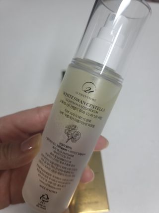 오투에니원 화이트스완 센텔라 루미너스 미스트 세럼 100ml — 4점을 준 리뷰어가 2023년 1월 올린 사용 사진