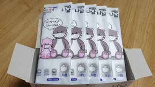 케이파이 나날마스크 [케이파이 나날] KF94 마스크 50매입 (개별포장) ,  여름에도 좋은 숨쉬기 편한 순수 국산 마스크 — 5점을 준 리뷰어가 2022년 6월 올린 사용 사진