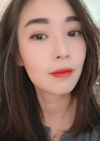 [블랙루즈]하프앤하프틴트 10종 中 택1+랜덤1 — 5점을 준 리뷰어가 2021년 2월 올린 사용 사진