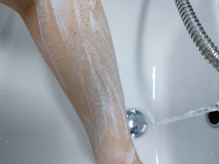 벨먼 내추럴스파 수분광채 스크럽 바디워시 600ml 5종 — 4.5점을 준 리뷰어가 2022년 5월 올린 사용 사진