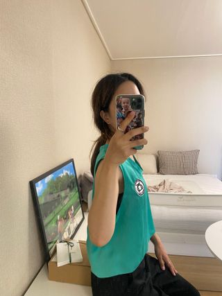 [스테이피플] SILKY SLEEVELESS LOGO TOP — 5점을 준 리뷰어가 2022년 6월 올린 사용 사진