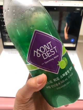 몽베스트 Montbest with Sparkling water Lime20병 — 5점을 준 리뷰어가 2022년 8월 올린 사용 사진