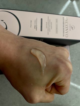 오투에니원 인컨보 바디 퍼퓸 샤워 젤 200ml — 4점을 준 리뷰어가 2023년 2월 올린 사용 사진
