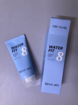 나우_ [리브엠]피부 속부터 겹겹이, 촘촘하게! 워터핏8중 수분착붙 크림 — 5점을 준 리뷰어가 2025년 1월 올린 사용 사진