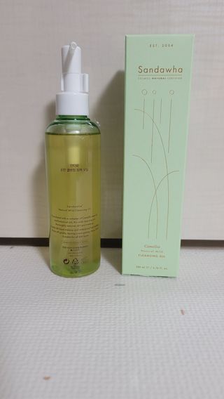 스킨큐어 산다화 순한 클렌징 동백 오일 200ml — 5점을 준 리뷰어가 2023년 3월 올린 사용 사진