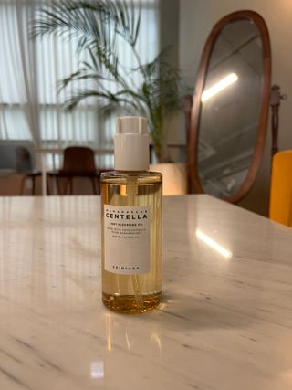 스킨1004 [SKIN1004] 마다가스카르 센텔라 라이트 클렌징 오일 200ml — 5점을 준 리뷰어가 2024년 7월 올린 사용 사진