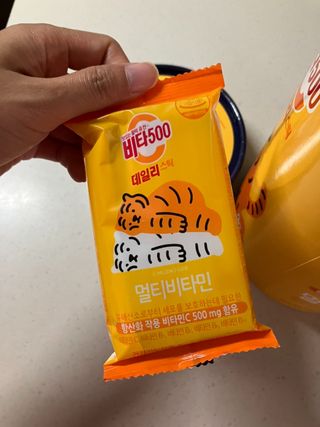 광동생활건강 프리 [광동] VB와 VC를 함유한 멀티 비타민 비타 500 데일리 스틱 180포 — 5점을 준 리뷰어가 2022년 6월 올린 사용 사진