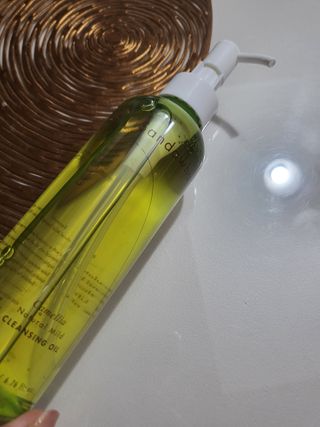 스킨큐어 산다화 순한 클렌징 동백 오일 200ml — 5점을 준 리뷰어가 2023년 5월 올린 사용 사진