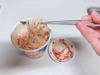 NISSIN 닛신 컵누들  4종 - 씨푸드오리지날, 씨푸드 스파이시, 씨푸드 커리, 씨푸드 XO소스 — 4점을 준 리뷰어가 2022년 12월 올린 사용 사진