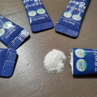 서울약사신협_프로바이오생유산균_2.5G x 100포 — 5점을 준 리뷰어가 2021년 5월 올린 사용 사진