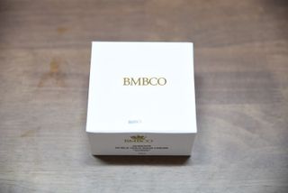 비엠비코 [썸머케어] 퀸79 노블 골드 아쿠아크림+더 선스틱 SPF50+PA+++ — 5점을 준 리뷰어가 2021년 5월 올린 사용 사진