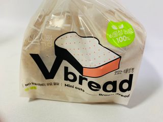 롯데제과 Vbread 포카치아식빵1개 + 미니식빵 1개 + 머핀 2개 세트 — 5점을 준 리뷰어가 2021년 9월 올린 사용 사진