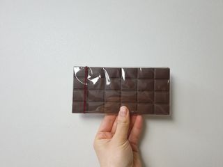 당류2g 자일리톨로 단맛을낸 슈카 퓨어비건 무설탕초콜릿 Xucker vegan 2개입 — 5점을 준 리뷰어가 2021년 4월 올린 사용 사진
