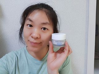 산수시 아쿠아 베네핏 24h 수부지 물광 속건조 수분크림 50ml — 5점을 준 리뷰어가 2021년 6월 올린 사용 사진