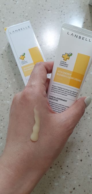 랑벨 비타 에너지 잡티 크림 75ml (피부 속 기미완화크림) — 5점을 준 리뷰어가 2022년 5월 올린 사용 사진