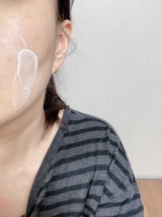 AYU25[아유트웬티파이브]다마스크로즈워터 베이스 천연 수분 촉촉 크림 — 4점을 준 리뷰어가 2021년 2월 올린 사용 사진