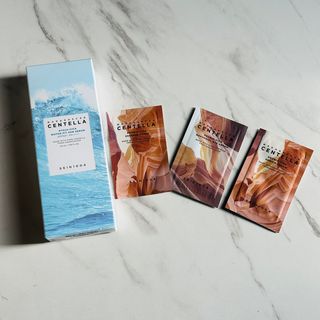 MF[스킨1004] 마다가스카르 센텔라 히알루-시카 워터핏 선세럼 50ml — 4점을 준 리뷰어가 2024년 5월 올린 사용 사진