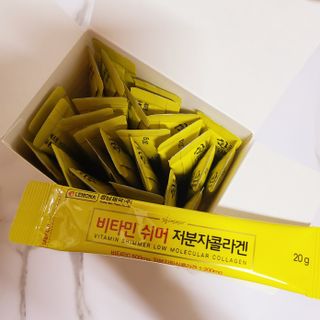 자연에온 경남제약 비타민 쉬머 저분자콜라겐 20g x 30포 — 5점을 준 리뷰어가 2021년 12월 올린 사용 사진