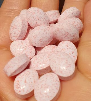 입 냄새 완화에 도움을 주는 에티켓 캔디 복숭아맛 앳캔디 — 5점을 준 리뷰어가 2021년 1월 올린 사용 사진