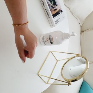 [닥터문] 프리미엄 알로에베라 선크림 500ml — 5점을 준 리뷰어가 2022년 6월 올린 사용 사진