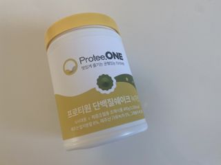 프로티원 단백질쉐이크 녹차맛 2주분 1통+보틀 — 5점을 준 리뷰어가 2021년 5월 올린 사용 사진