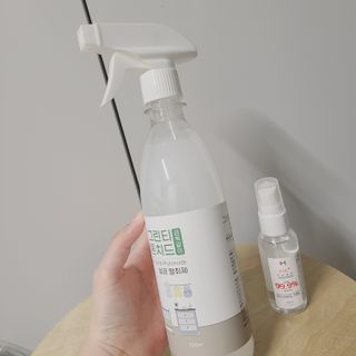 [엠메이데이] 그린티 피톤치드 감쪽같이 500ml + 손소독액 50ml — 5점을 준 리뷰어가 2022년 3월 올린 사용 사진