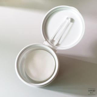 산다화 비타민씨 화이트닝 토너 패드 — 5점을 준 리뷰어가 2023년 6월 올린 사용 사진