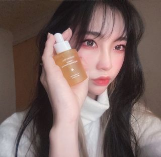 체르엠 스템앤셀 비타민 브라이트닝 에센스 30ml 1개 — 4.5점을 준 리뷰어가 2022년 1월 올린 사용 사진