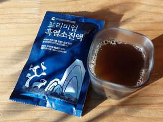 참앤들황토농원 국내산 흑염소를 정성스럽게 담은, 프리미엄 흑염소 진액 70ml x 30포 1박스 — 5점을 준 리뷰어가 2023년 1월 올린 사용 사진