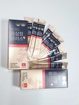 서울약사신협_투데이홍삼정플러스스틱_10g x 30포 — 5점을 준 리뷰어가 2021년 7월 올린 사용 사진