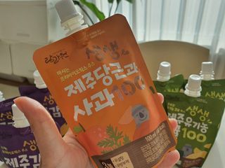 탐라원 건강 어린이 주스, 생생한 주스 3종 - 유기 감귤 주스, 당근과 사과 주스, 감귤 주스 — 5점을 준 리뷰어가 2021년 10월 올린 사용 사진