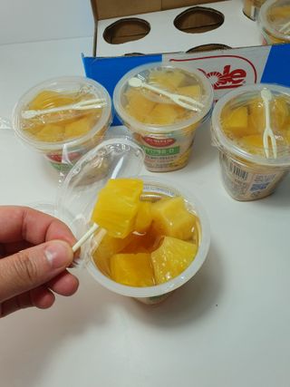 돌 MF[Dole] 파인애플컵/망고컵/복숭아컵 198g 6입X1박스 (맛 1가지 랜덤 발송) — 5점을 준 리뷰어가 2024년 5월 올린 사용 사진