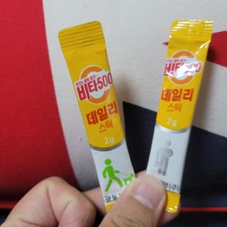 광동제약 [광동] 비타500데일리스틱 70포X2개 + 뚱랑이엽서 + 쇼핑백 증정 — 5점을 준 리뷰어가 2022년 1월 올린 사용 사진