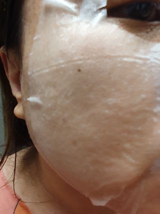 세뚜아(Cettua) [세뚜아] 모이스처 밸런싱 페이셜 마스크 Cettua Moisture Balancing Facial Mask 5매 — 5점을 준 리뷰어가 2023년 12월 올린 사용 사진