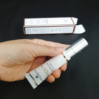 산수시 일루미네이팅 펄 영양 다크서클 스틱 아이 크림 케어 15ml — 5점을 준 리뷰어가 2021년 6월 올린 사용 사진