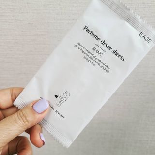 [이즈라이프코스메틱] 퍼퓸 드라이어 시트 히노끼향  or 블랑향 2중 택1 30매 — 4.5점을 준 리뷰어가 2021년 5월 올린 사용 사진