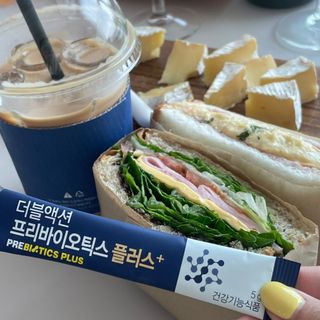 메이준뉴트리 더블액션 프리바이오틱스 플러스+ — 2점을 준 리뷰어가 2021년 5월 올린 사용 사진