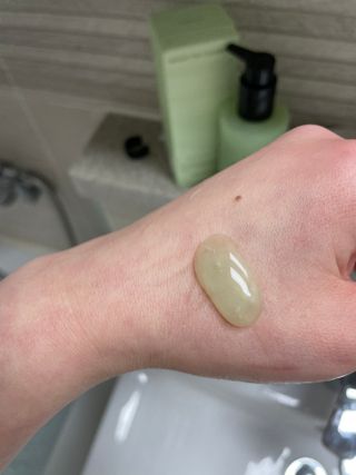 프리마인 메이크업과 들뜨는 각질까지 한방에 깐달걀로! 순하기까지한 셀베이스 그린티클렌저(200ml) — 5점을 준 리뷰어가 2023년 2월 올린 사용 사진