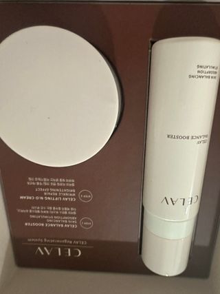 프리마인 바르기만 하면 철벽 스킨케어+24시간 마스크팩 효과. 셀라브 리제너레이팅 시스템 부스터+크림 세트 — 5점을 준 리뷰어가 2023년 5월 올린 사용 사진