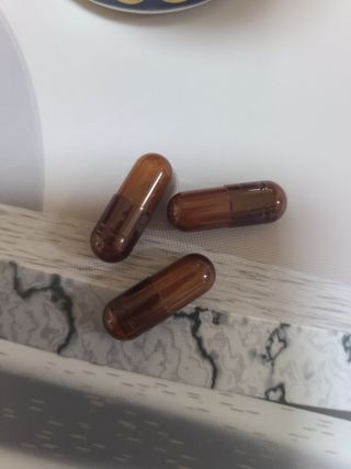 프리마인 홍삼의 강력한 에너지, 이제는 흡수율을 높인 최첨단 캡슐로 간편하게 초고속 충전하세요. — 5점을 준 리뷰어가 2022년 9월 올린 사용 사진