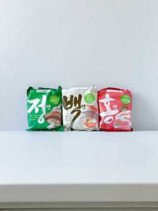 [풀무원] 자연은맛있다 정면, 백면, 홍면  세트 — 5점을 준 리뷰어가 2021년 4월 올린 사용 사진