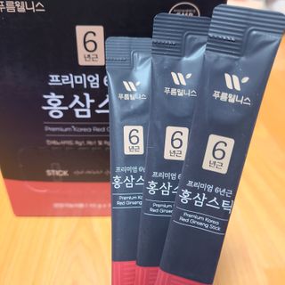 [푸름웰니스] 프리미엄 6년근 홍삼스틱 3mg x 100포 — 5점을 준 리뷰어가 2022년 4월 올린 사용 사진